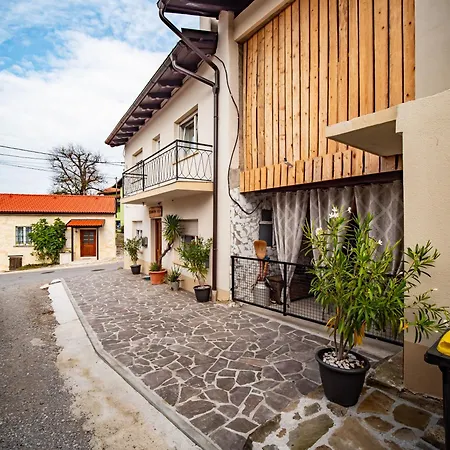 Holiday home Sisnikova Hisa