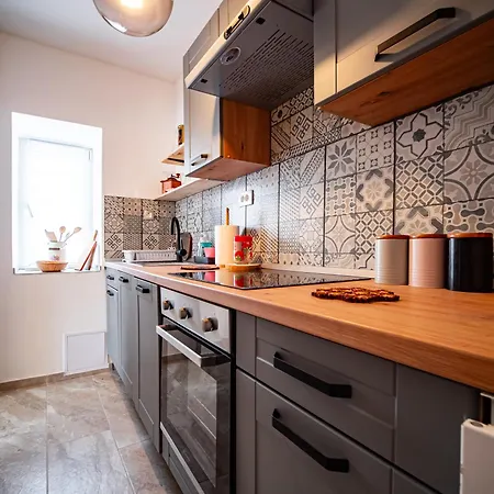 Holiday home Sisnikova Hisa *