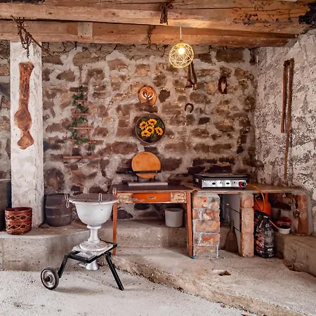 Hébergement de vacances Sisnikova Hisa *