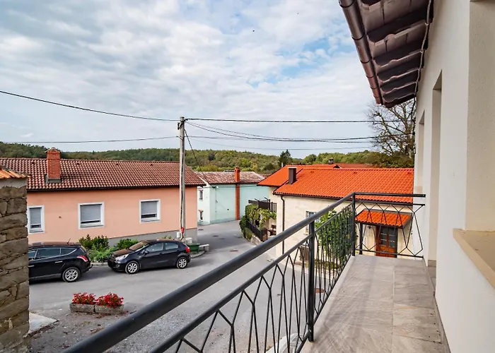 Casa vacanze Sisnikova Hisa Ilirska Bistrica